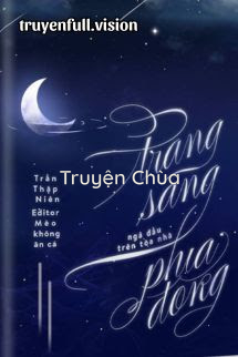Trăng Sáng Ngả Đầu Trên Tòa Nhà Phía Đông